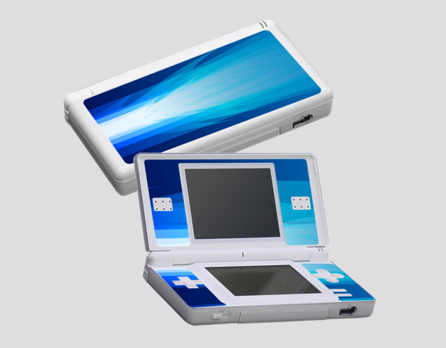 Nintendo DS Lite Arctic Skin